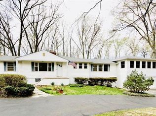 4046 Elizabeth Ln, Fairfax, VA 22032