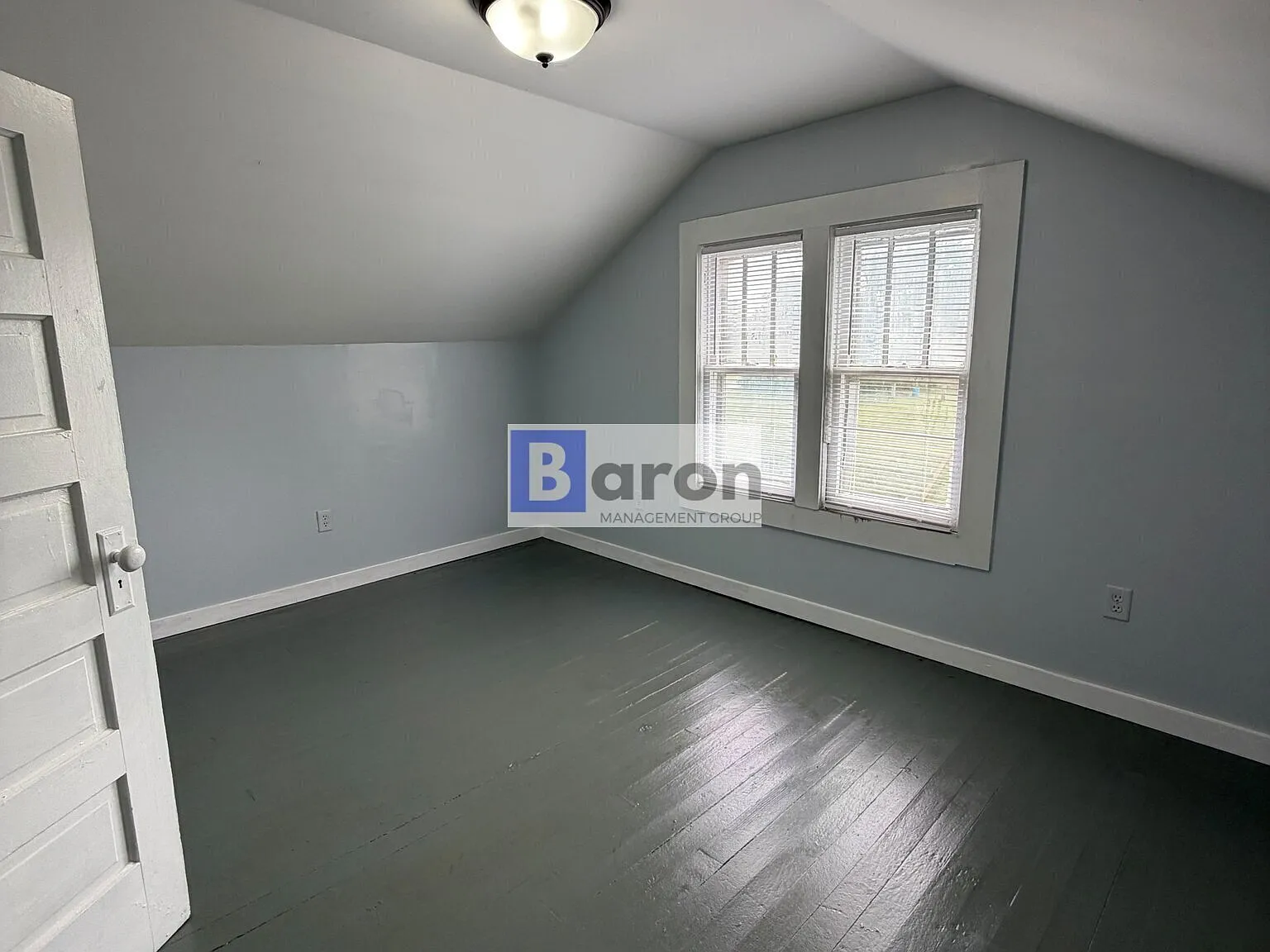 2513 Lawton — Photo 4