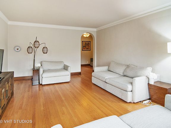 5th image of 324 N Marion St APT 2N