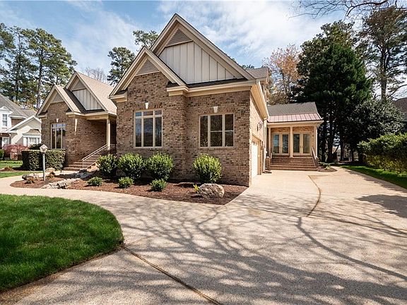 3rd image of 5225 Regatta Pointe Rd