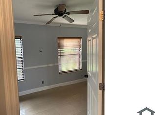 2401 Largo Dr, Hollywood, FL 33023
