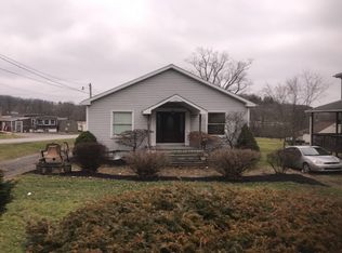 7950 Pennsylvania Ave, Irwin, PA 15642
