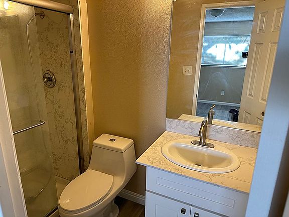 5th image of 9047 Sherill Ct