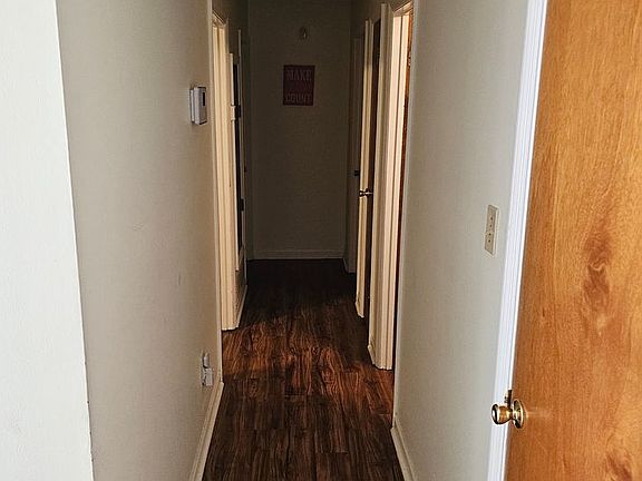 5th image of 2815 Brentway Dr