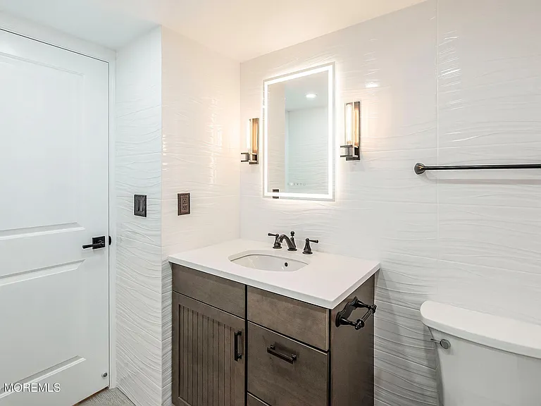 103 Hyacinth Ln — Photo 21