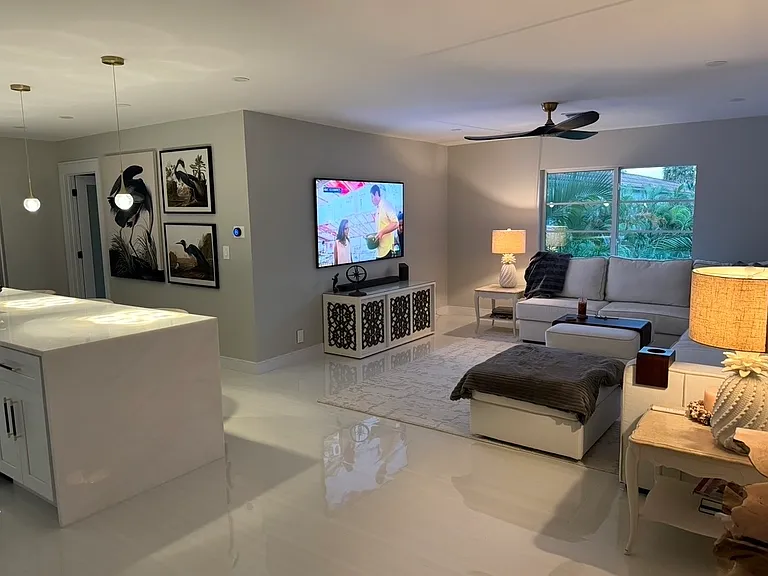 659 W Oakland Park Blvd #201C — Photo 9