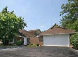 4 Calchester On Auburn, Rolling Meadows, IL 60008