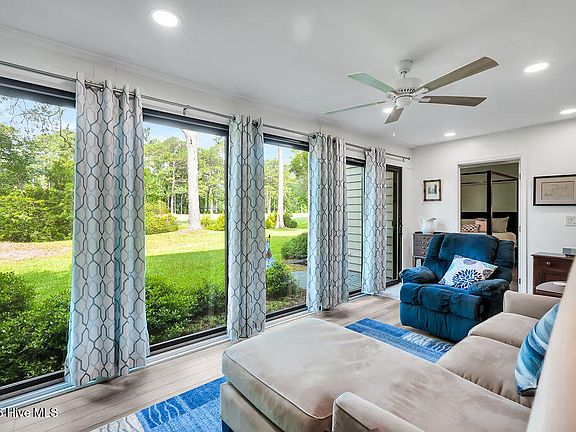 3rd image of 718 Azalea Drive #453