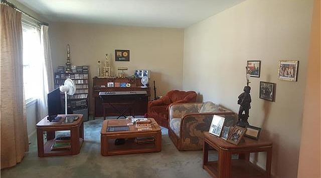 2nd image of 8119 Elizabeth Ave
