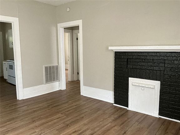 2nd image of 504 Caughlin Ave