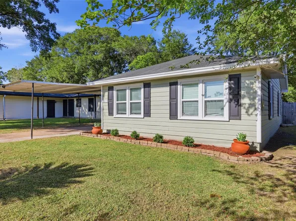 5675 Kenneth Ave, Beaumont, TX 77705