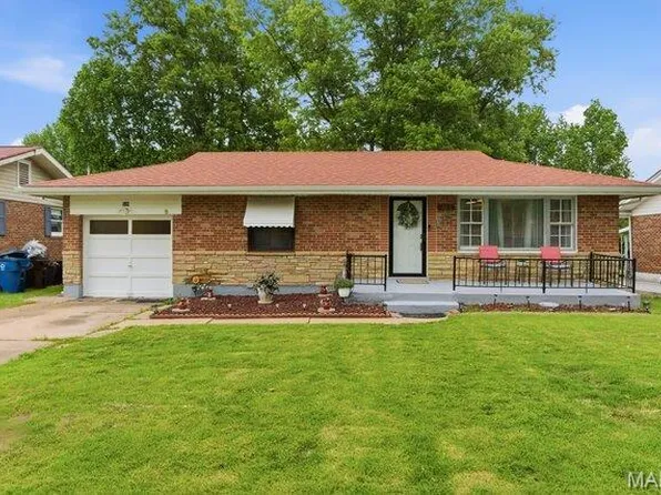 328 S Dellwood Dr, Saint Louis, MO 63135