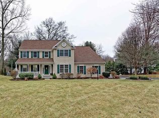 38 Castle Pnes, Clifton Park, NY 12065