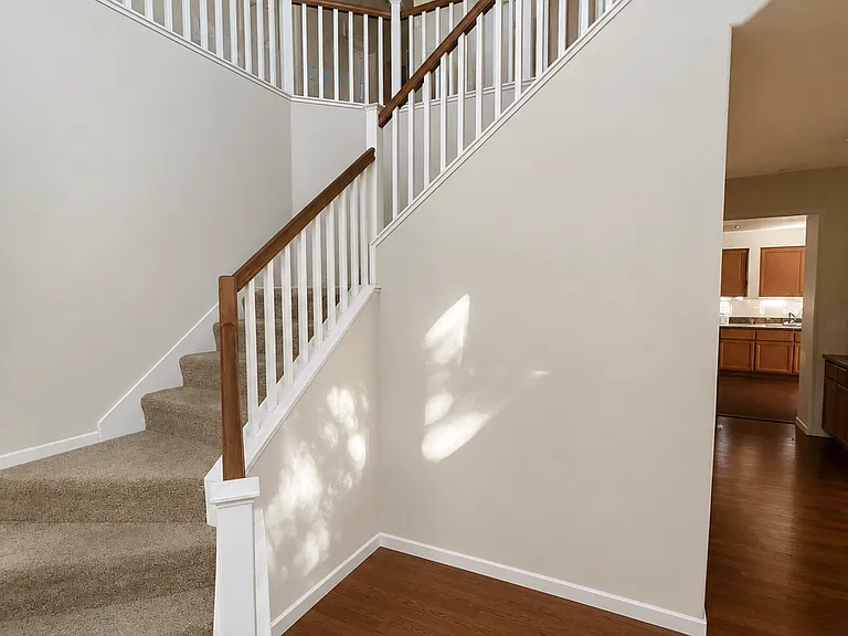 2864 Sandyhills Ln — Photo 4