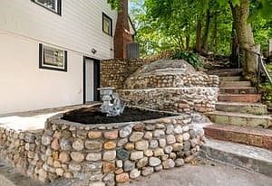 5th image of 9 Walden Pond Ave