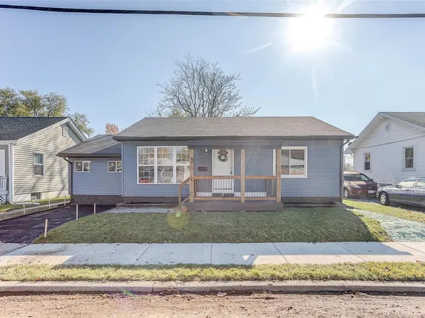 80 W Beach Ave, Wood River, IL 62095