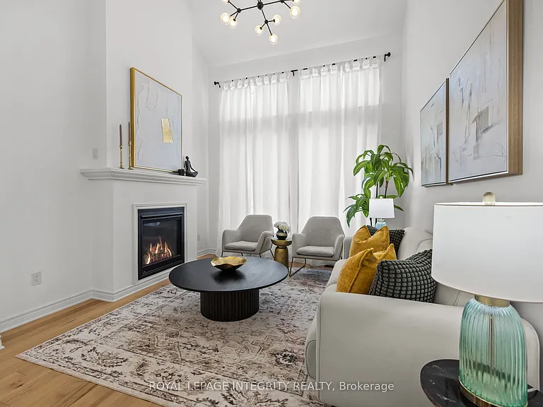 691 Capricorn Cir — Photo 10