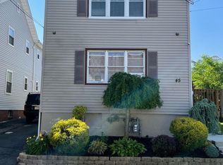 45 Harrison St, Belleville, NJ 07109
