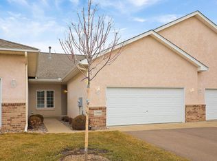 17895 Glasgow Way, Lakeville, MN 55044