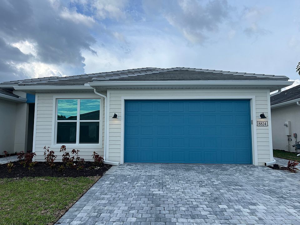1st image of 8824 Oceana Way
