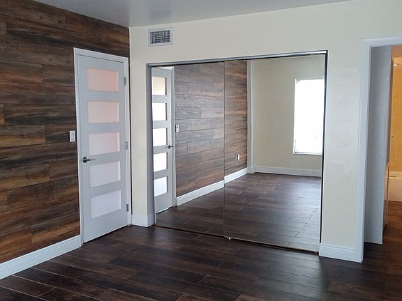 5th image of 4174 Inverrary Dr APT 504