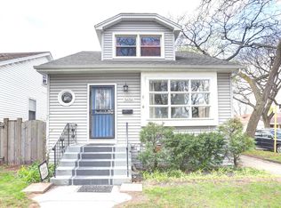 5656 N Melvina Ave, Chicago, IL 60646