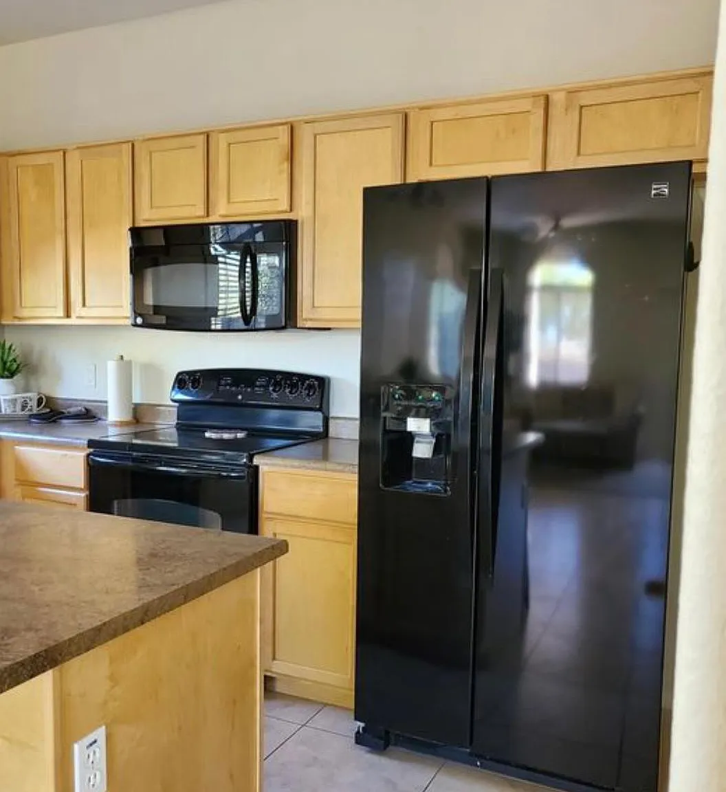 2 bed, 2.5 bath, 1100 sqft, $1,775 — Photo 1