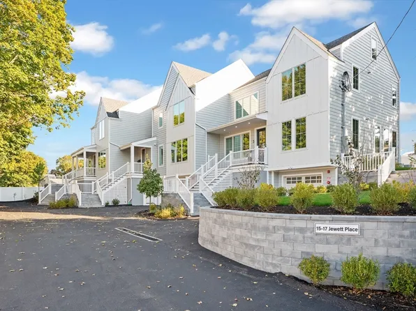 15 Jewett Pl #C, Newton, MA 02458