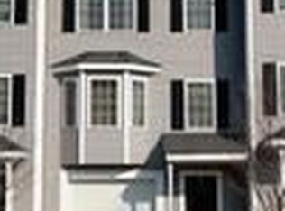 6 Sprucewood Ln, Worcester, MA 01606