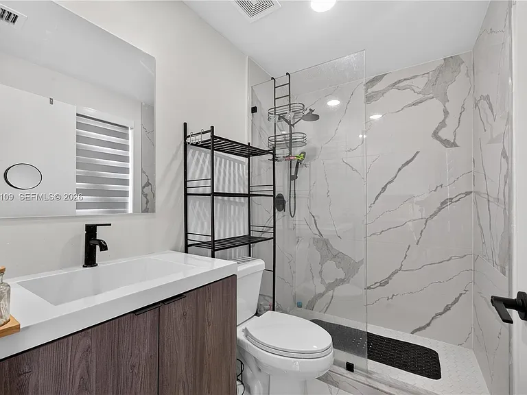 26175 SW 145th Ct — Photo 23
