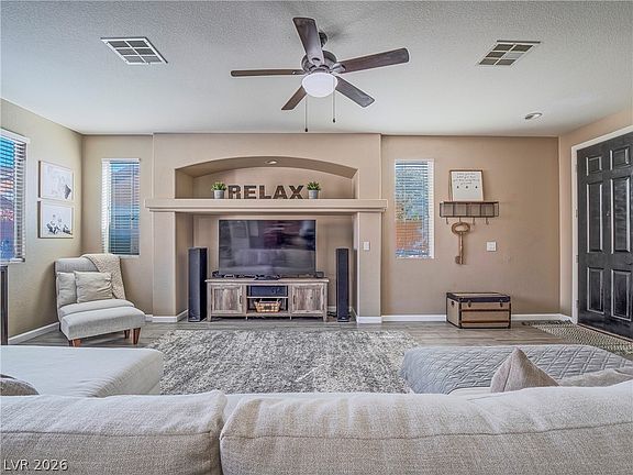 5th image of 9440 White Ridge Ave