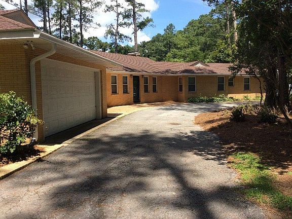 Back of House - Driveway
