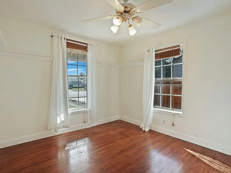 451 Marengo Ave — Photo 20