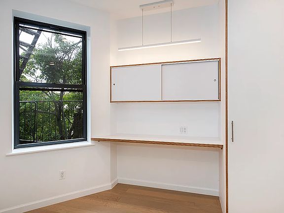 5th image of 487 Clinton Ave APT 5b