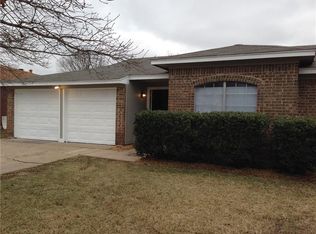 631 S Walnut Creek Dr, Mansfield, TX 76063