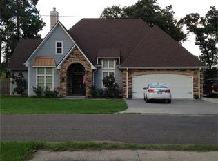 220 Greenwood Dr, Livingston, TX 77351