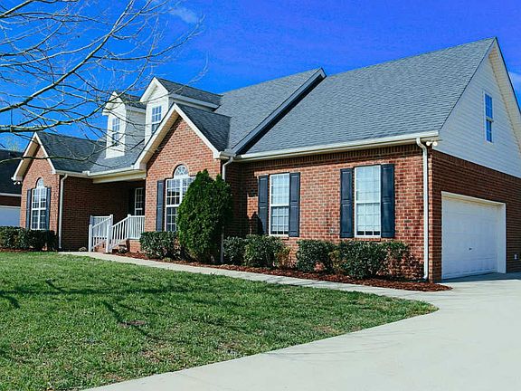 2nd image of 313 Autumn Glenn Dr