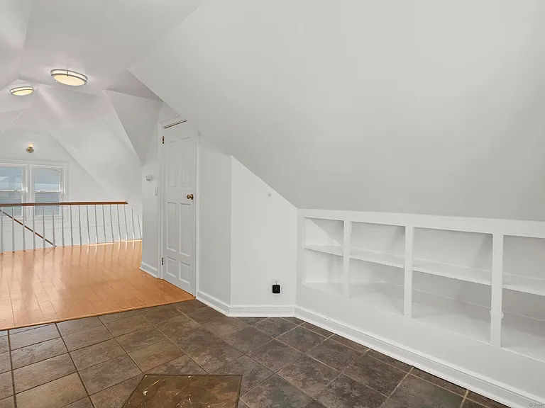 48 Lockwood Ave #3 — Photo 11
