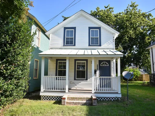 521 Mason Ave, Cape Charles, VA 23310