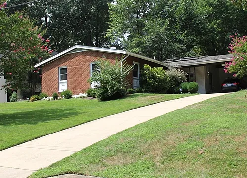 6200 Tally Ho Ln Photo 1