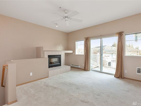 3rd image of 21917 42nd Ave S Unit 202