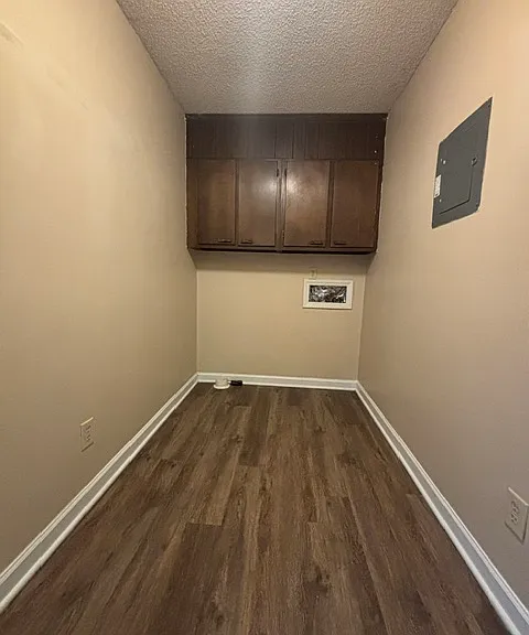 6717 W Friendly Ave — Photo 7