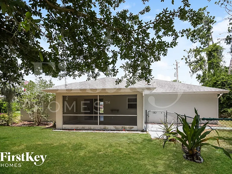3945 N Cranberry Blvd — Photo 14