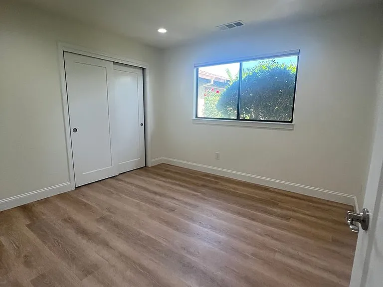 4177 Villa Dr — Photo 31