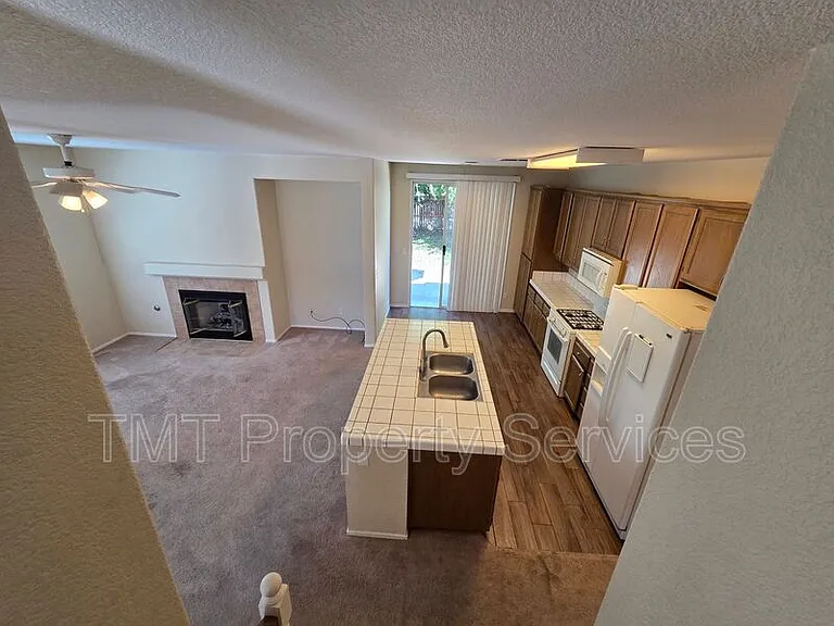 1717 Providence Way — Photo 24