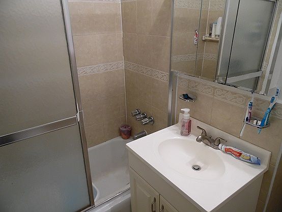 4th image of 14010 84th Dr #2B