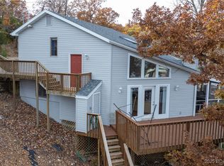 1497 Ginger Rd, Lake Ozark, MO 65049