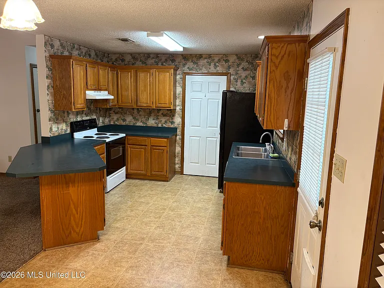 1508 Beachview Dr — Photo 9