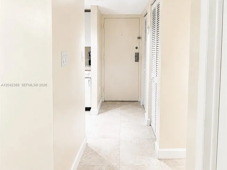 14421 N Kendall Dr #0 — Photo 18