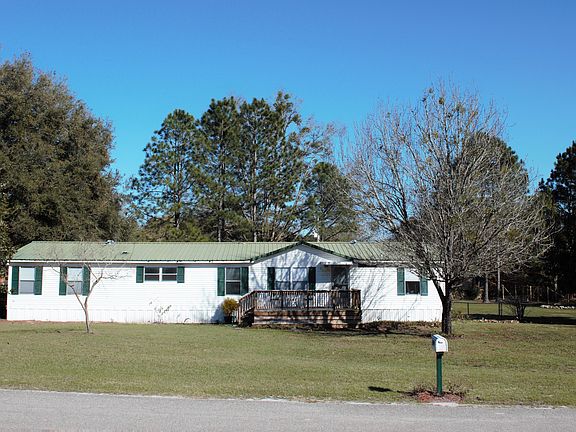 Front w/ 6x8 ft deck